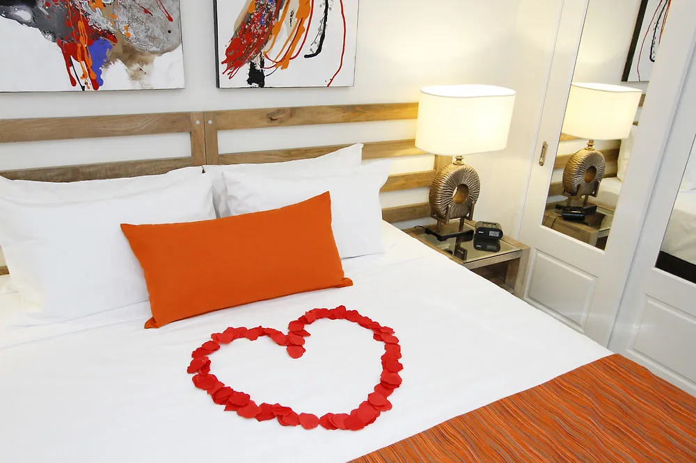 **** Aparthotel Meridian At Port Douglas - Adults Only Australia